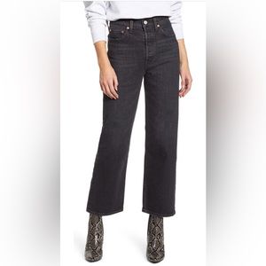 Women’s Levi’s black ribcage high waist ankle straight leg jeans size 29/8